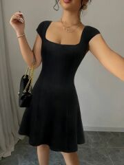 Kadın Kısa Kollu Geometrik Yakalı Janjan Krep Elbise