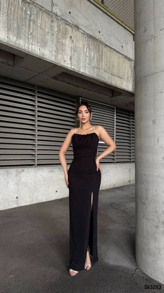 Kadın Ip Askılı Gipe Detay Maxi Boy Yırmaçlı Elbise