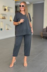 Kadın Kısa Kollu V Yakalı Pul Payetli Viskon Iki Iplik Bluz Ve Pantolon Ikili Takım