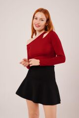 Omuz Dekolte Detaylı Bordo Bluz