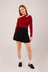 Omuz Dekolte Detaylı Bordo Bluz