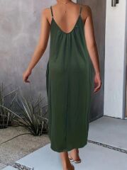 Kadın Ip Askılı Geniş V Yakalı Cepli Viskon Elbise