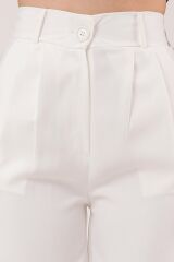 Bol Paça Piliseli Beyaz Pantolon