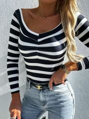 Kadın V Yaka Süprem Kumaş Çizgi Desenli Bluz
