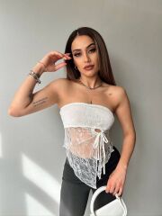 Kadın Göğüs Ve Sırt Dekolteli Transparan Dantel Detay Bluz