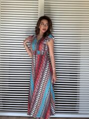 Kadın Kısa Kollu V Yakalı Desenli Yandan Yırtmaçlı Süprem Elbise