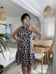 Kadın Kolsuz Sırttan Bağlamalı Fırfırlı Leopar Desenli Süprem Elbise