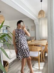 Kadın Kolsuz Sırttan Bağlamalı Fırfırlı Leopar Desenli Süprem Elbise