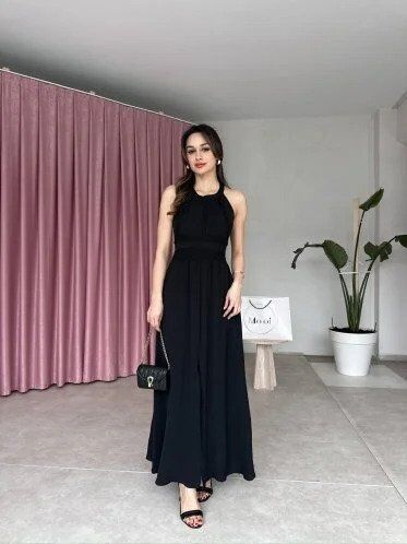 Kadın Krinkil Kumaş Beli Gipeli Halter Yaka Maxi Boy Elbise