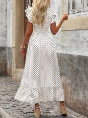 Kadın Kısa Kelebek Kollu Kruvaze Yakalı Desenli Süprem Elbise