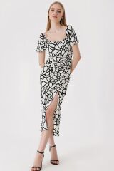 2396 Yırtmaçlı Yazlık Örme Elbise - D. Siyah