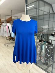 Kadın Türlü Viskon Kumaş Yırtmaç Detaylı Bluz