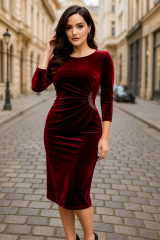 Kadın Uzun Kollu Yakası Açık Yanlardan Büzgülü Taş Detaylı Midi Kadife Elbise