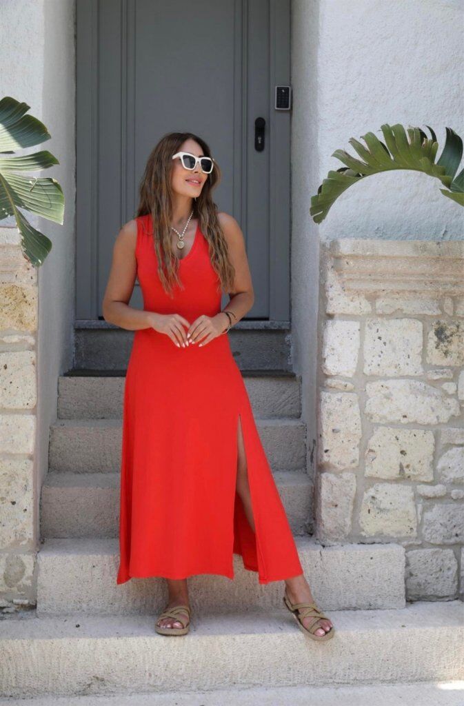 Kadın Askılı V Yakalı Yırtmaçlı Viskon Elbise