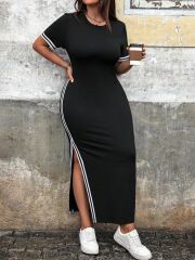 Kadın Kısa Kollu Bisiklet Yaka Yandan şerit Ve Yırtmaçlı Viskon Iki Iplik Elbise