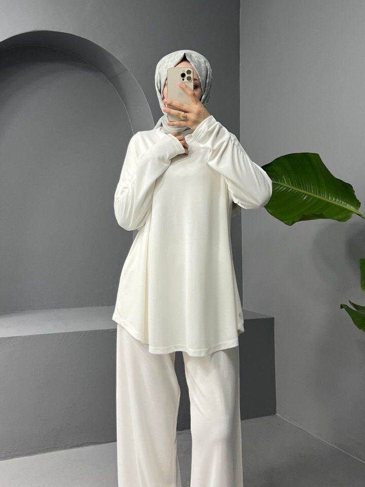 Yuvarlak Yaka Oval Kesim Cepli Pantolonlu Osyho Takım -Beyaz