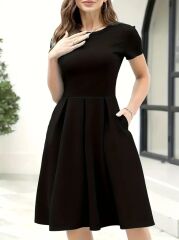 Kadın Kısa Kollu Bisiklet Yaka önden Pile Detaylı Janjan Krep Elbise