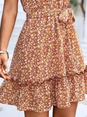 Kadın Eteği Volanlı Halter Yaka Süprem Elbise