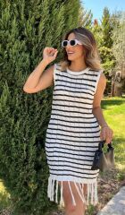 Kadın Kolsuz V Yaka Eteği Püsküllü çizgi Desen Triko Elbise