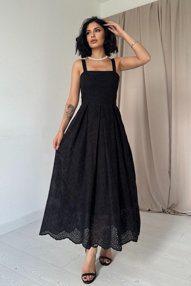 Siyah Askılı Aparatlı Brode Elbise