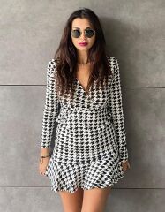 Kadın Uzun Kollu Kruvaze Yaka Kazayağı Mikro Mini Boy Elbise