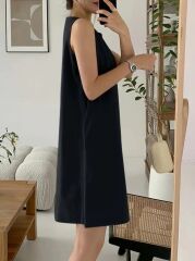 Kadın Askılı Sıfır Kol A Kesim Detaylı Ithal Krep Elbise