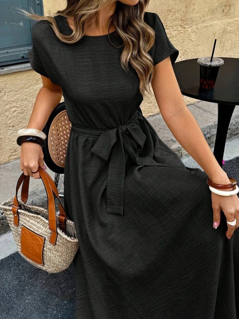 Kadın Kısa Kollu Kayık Yaka Beli Kuşaklı Aerobin Elbise