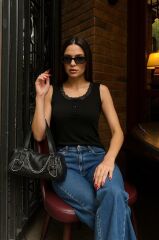 Kadın Dantel Detaylı Düğmeli Bluz