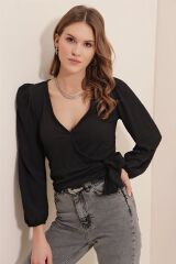 0441 Anvelop Örme Bluz - Siyah