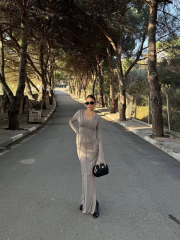 V Yaka Kare Yaka Dikişli Yırtmaçlı Uzun Elbise - Taş