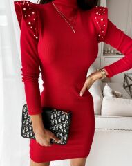 Kadın Kırmızı Uzun Kollu Balıkçı Yaka Omuzlarda Pile Inci Detay Kaşkorse Elbise