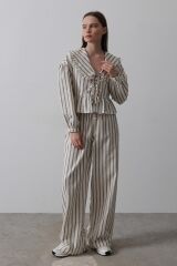 Bebe Yakalı Önü Bağlamalı Takım - Natür