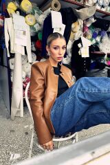 Kahverengi Önü Düğme Kapamalı Deri Ceket