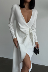 KRUVAZE BROŞ DETAYLI ELBİSE - Beyaz