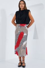 Kırmızı Siyah Desenli Saten Etek 15806