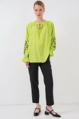 Nakışlı Örme Bluz 941 - E.Yeşil