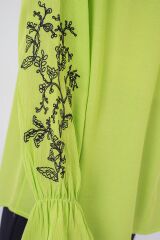 Nakışlı Örme Bluz 941 - E.Yeşil