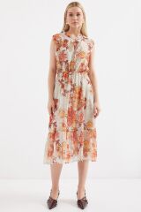 2503 Desenli Sıfır Kol Şifon Elbise - Kiremit