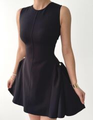 More İnci Detaylı Elbise