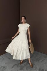 Bej Büzgü Detaylı Keten Elbise