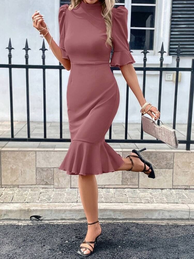 Kadın Kısa Kollu Yarı Balıkçı Yakalı Etek Ucu Fırfırlı Midi Ithal Krep Elbise