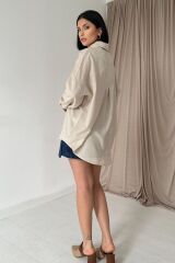 Bej Boyamalı Keten Baskılı Taşlı Gömlek