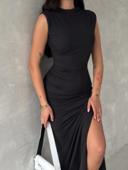 Kolsuz Yırtmaçlı Uzun Maxı Boy Elbise - Siyah