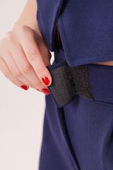 Cırt Kapama Detaylı Lacivert Pantolon