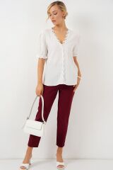 V Yaka Dantelli Bluz 956 - Beyaz