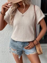 Kadın Kısa Kollu V Yaka Sırt Düğme Detay Triko Bluz