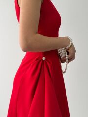 More İnci Detaylı Elbise