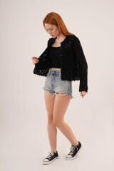 Ajurlu Düğmeli Siyah Hırka