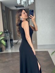 Kadın Askılı V Yakalı Yırtmaçlı Viskon Elbise