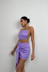 Degaje Yaka Sırt Detay Bluz